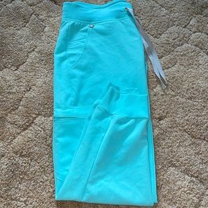 FIGs Zamora Jogger Scrub Pants